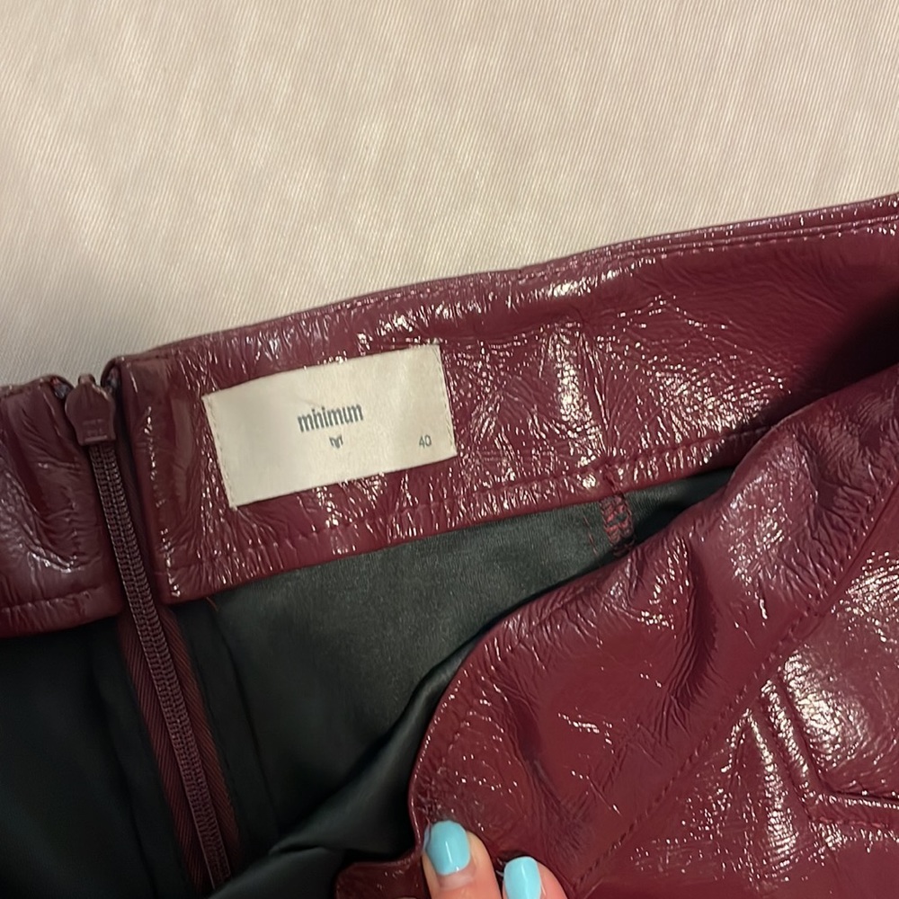 Burgundy Patent Leather Skirt with Pockets - Picture 4 of 4